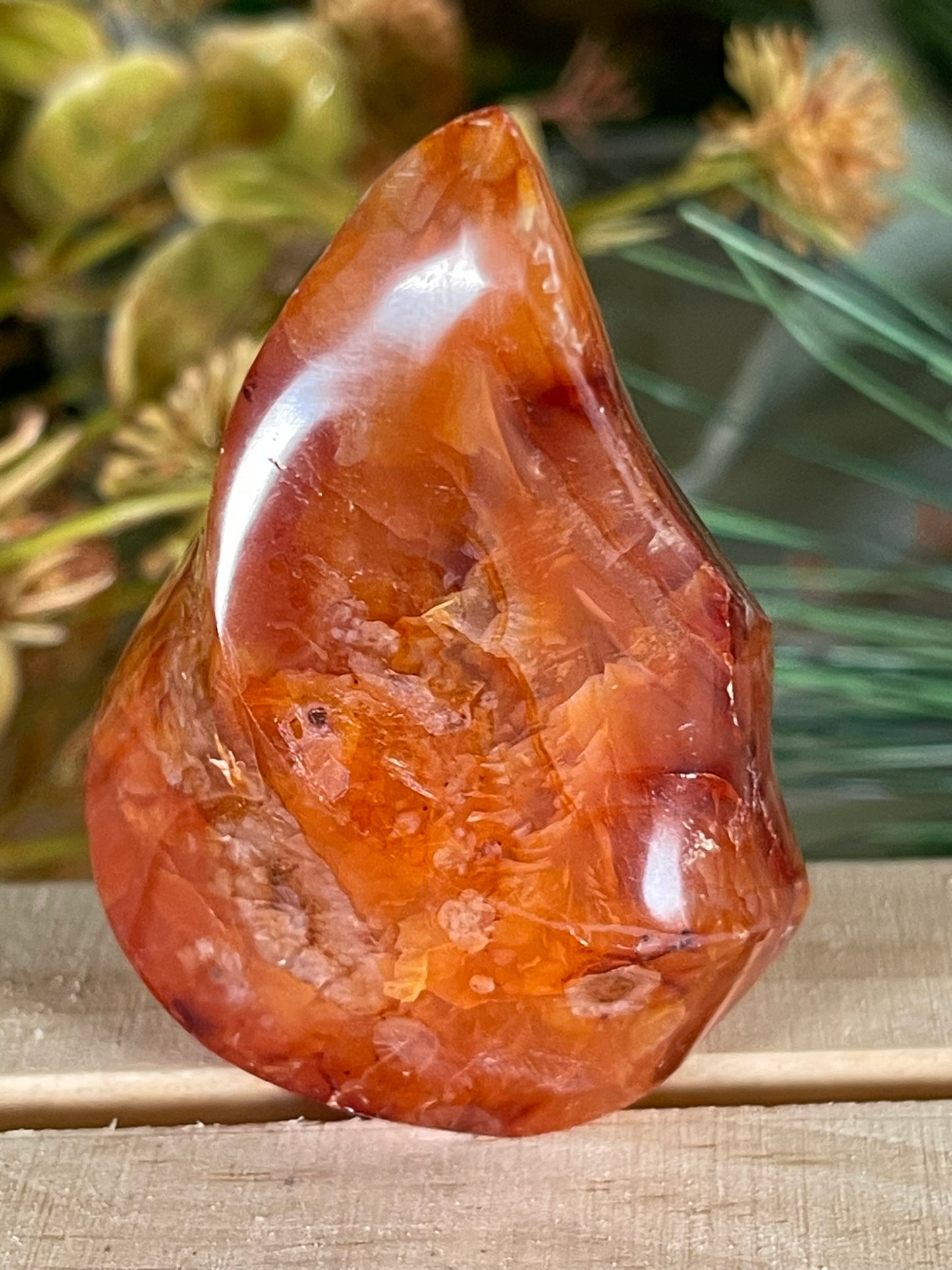 Carnilian Orange Agate Quartz Natural Earth Mined Crystal Polished Flame Stone - 93g