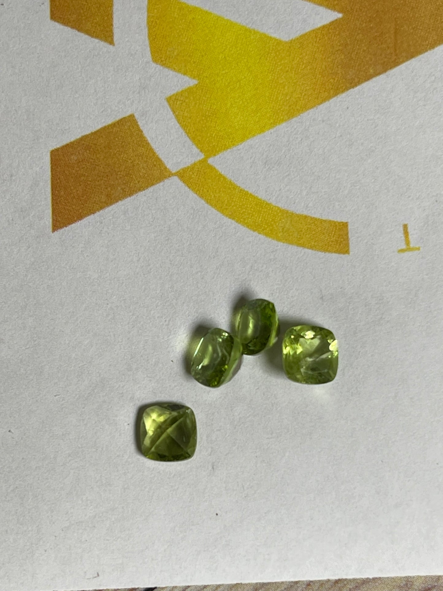 Faceted Peridot - Natural Earth Mined Square Cusion Cut - 1pc - 0.90Ct