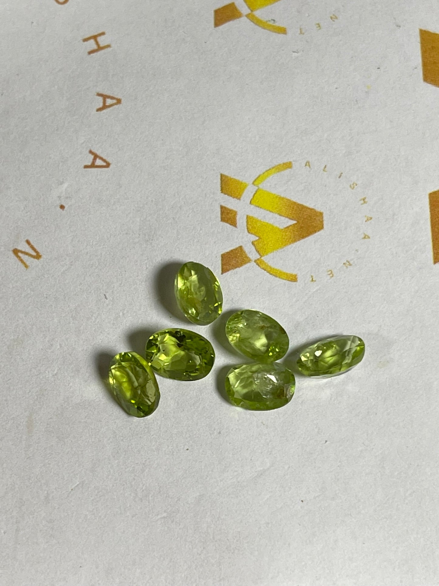 Faceted Peridot - Natural Earth Mined Oval Cut - 1pc - 1.25Ct