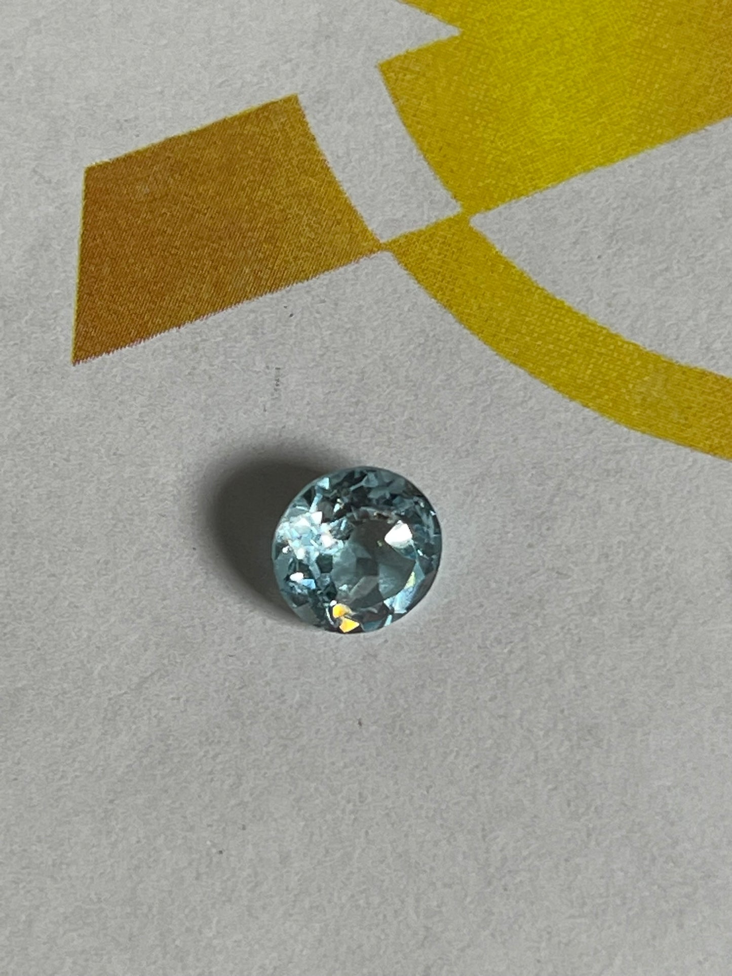 Faceted Aquamarine - Natural Light Blue VVS Round Cut - 1pc Stone - 1.55Ct TW