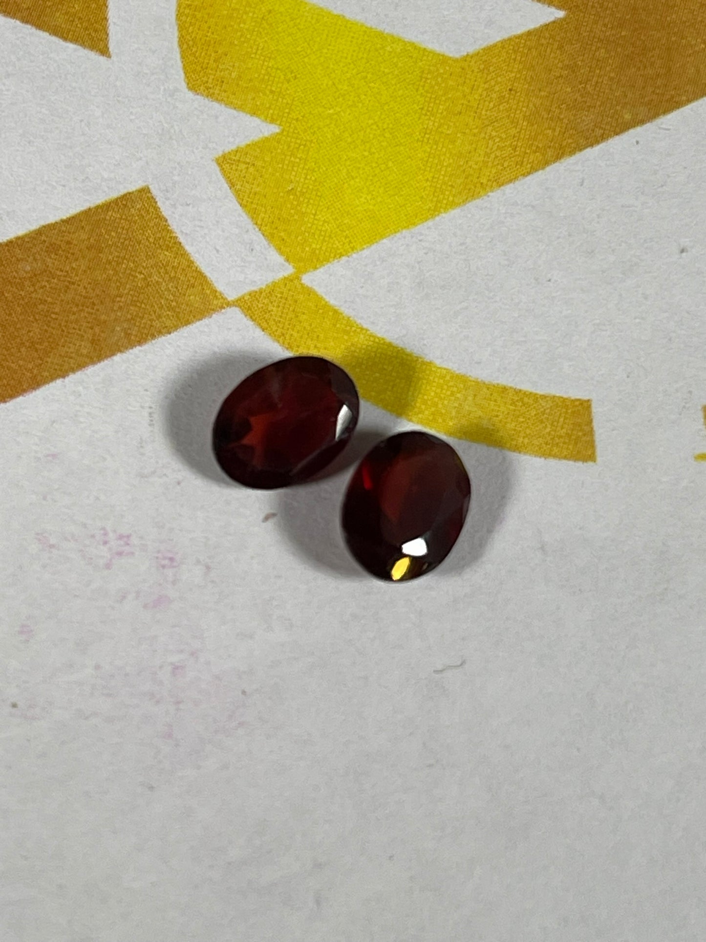 Faceted Red Garnet- Natural Dark Red VVS Oval Cut - 2pc Stone Lot - 2.45Ct TW