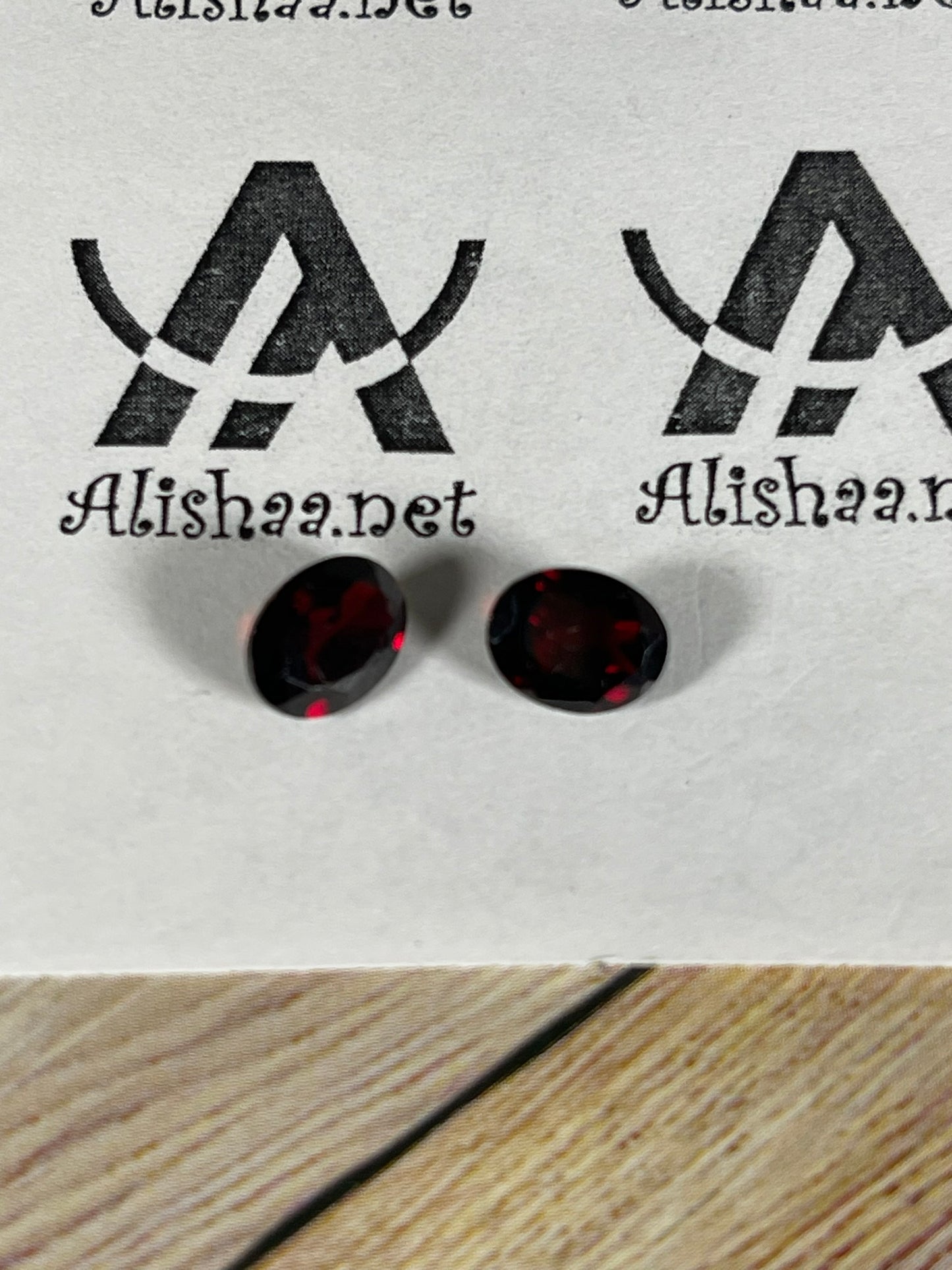 Faceted Red Garnet- Natural Dark Red VVS Oval Cut - 2pc Stone Lot - 4.10Ct TW