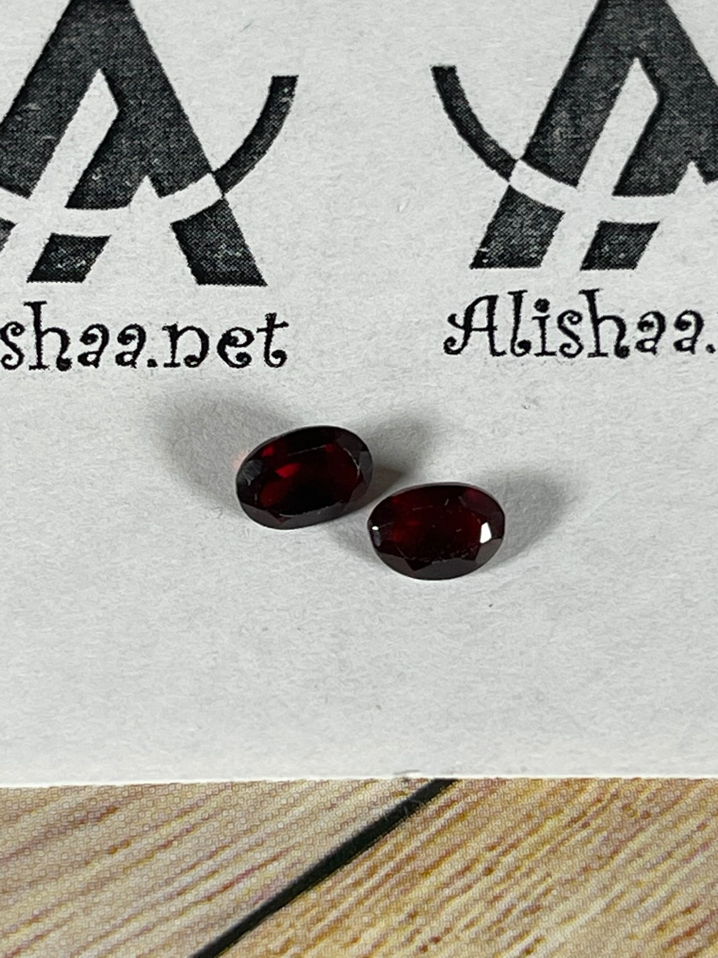 Faceted Red Garnet- Natural Dark Red VVS Oval Cut - 2pc Stone Lot - 1.90Ct TW