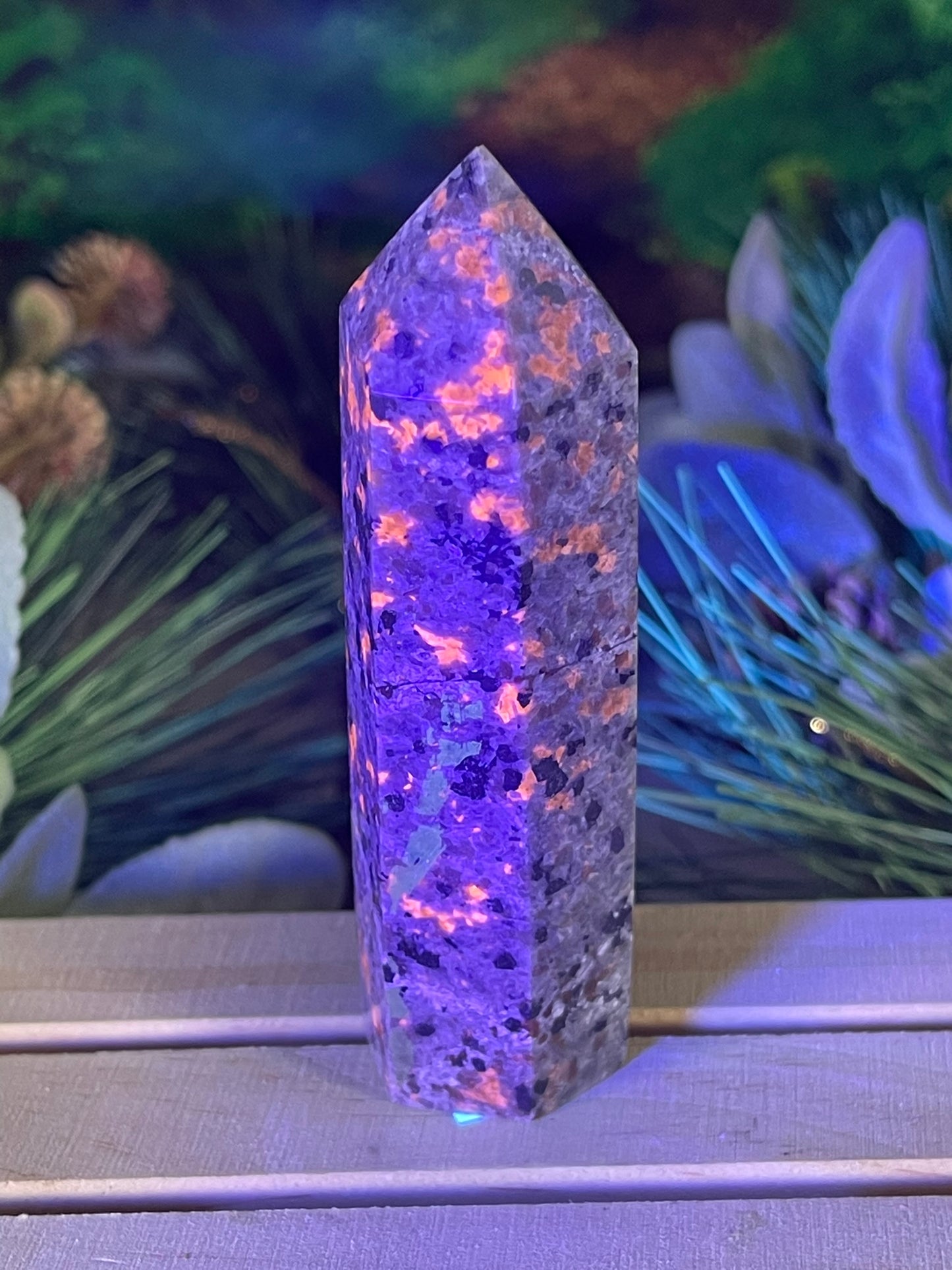 Tower - Yooperlite FireStone Jasper Natural Stone Quartz Crystal Obelisk Point - 114g