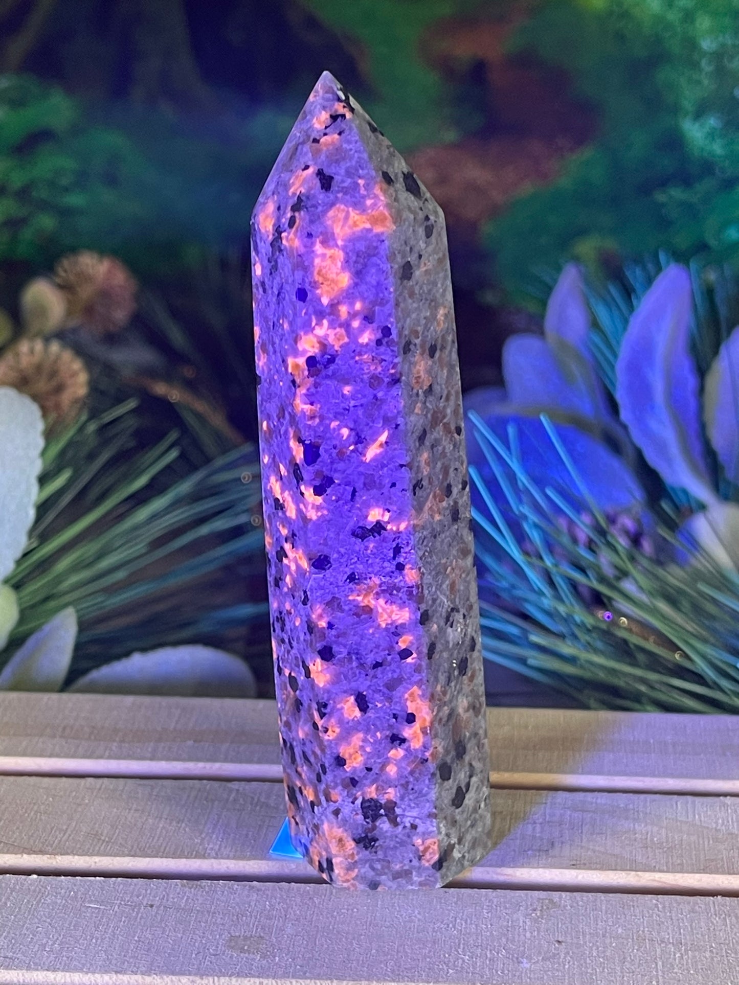 Tower - Yooperlite FireStone Jasper Natural Stone Quartz Crystal Obelisk Point - 111g