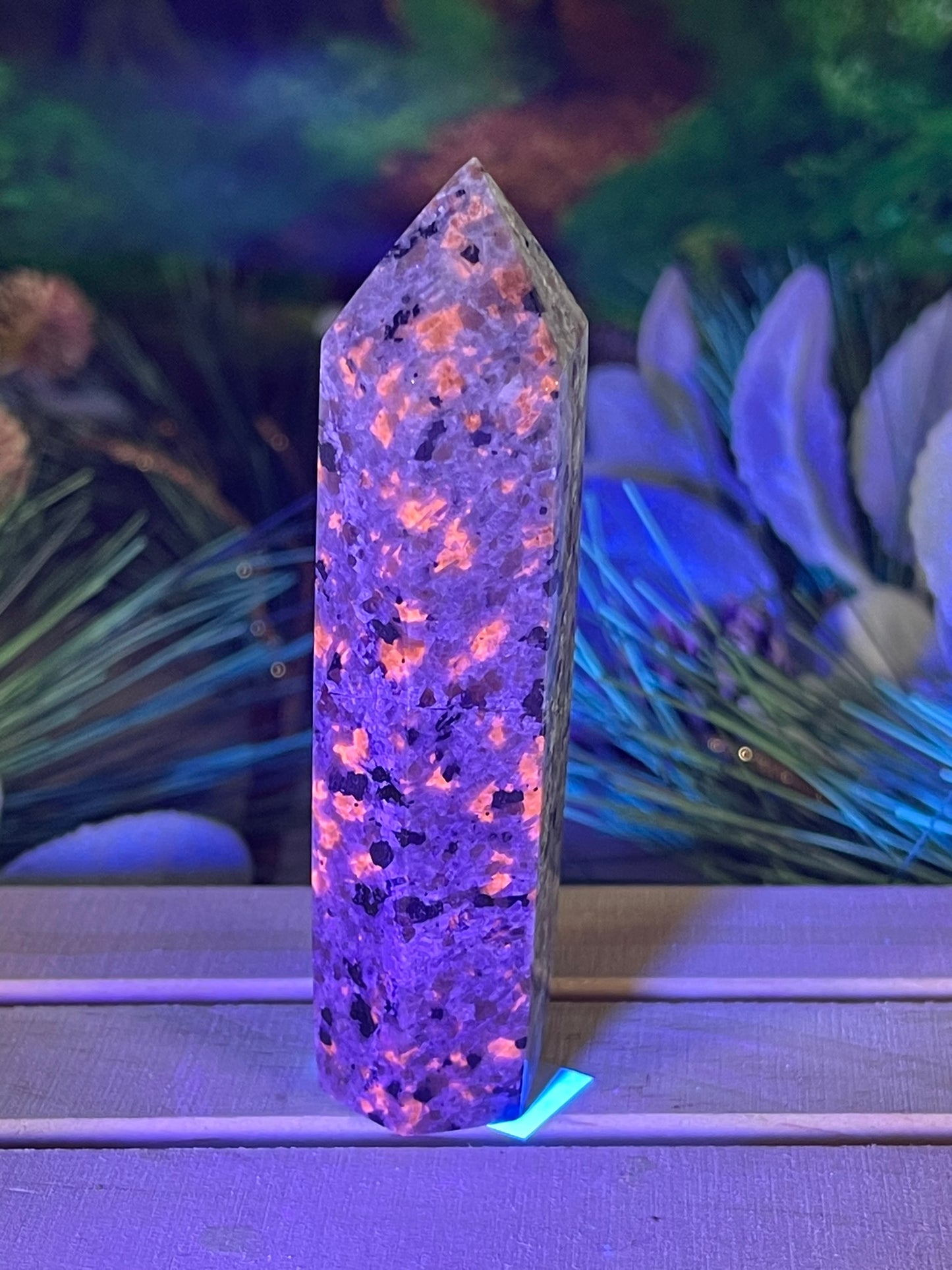 Tower - Yooperlite FireStone Jasper Natural Stone Quartz Crystal Obelisk Point - 95g