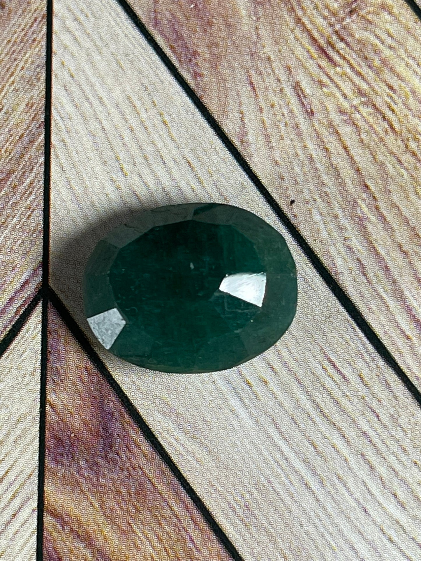 Emerald - Natural Loose Gemstone Oval Cut  - 10.35Ct