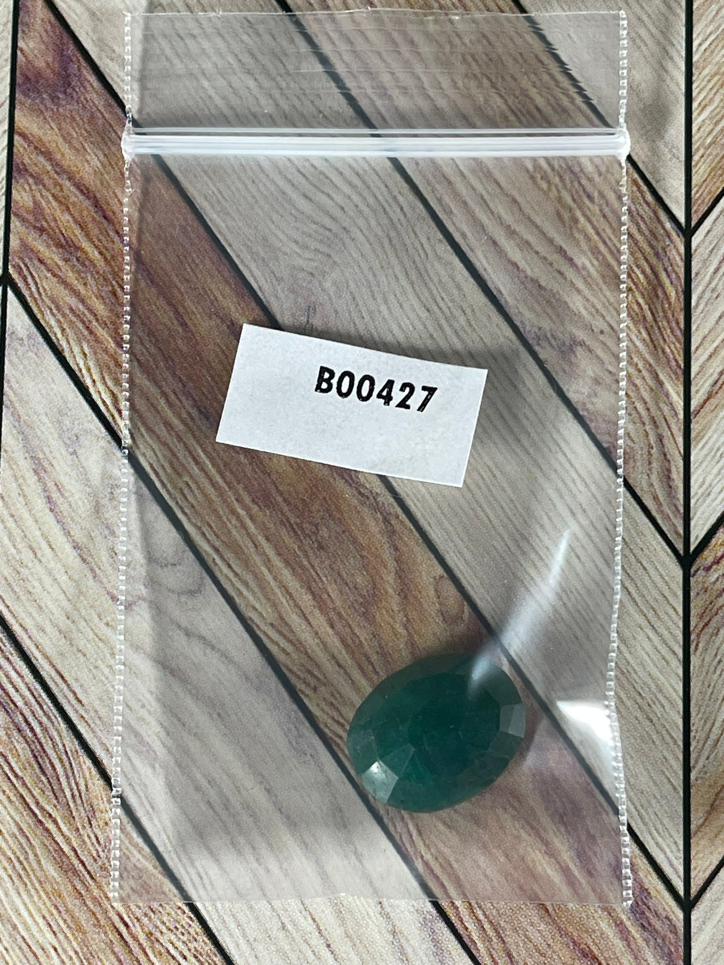 Emerald - Natural Loose Gemstone Oval Cut  - 10.35Ct