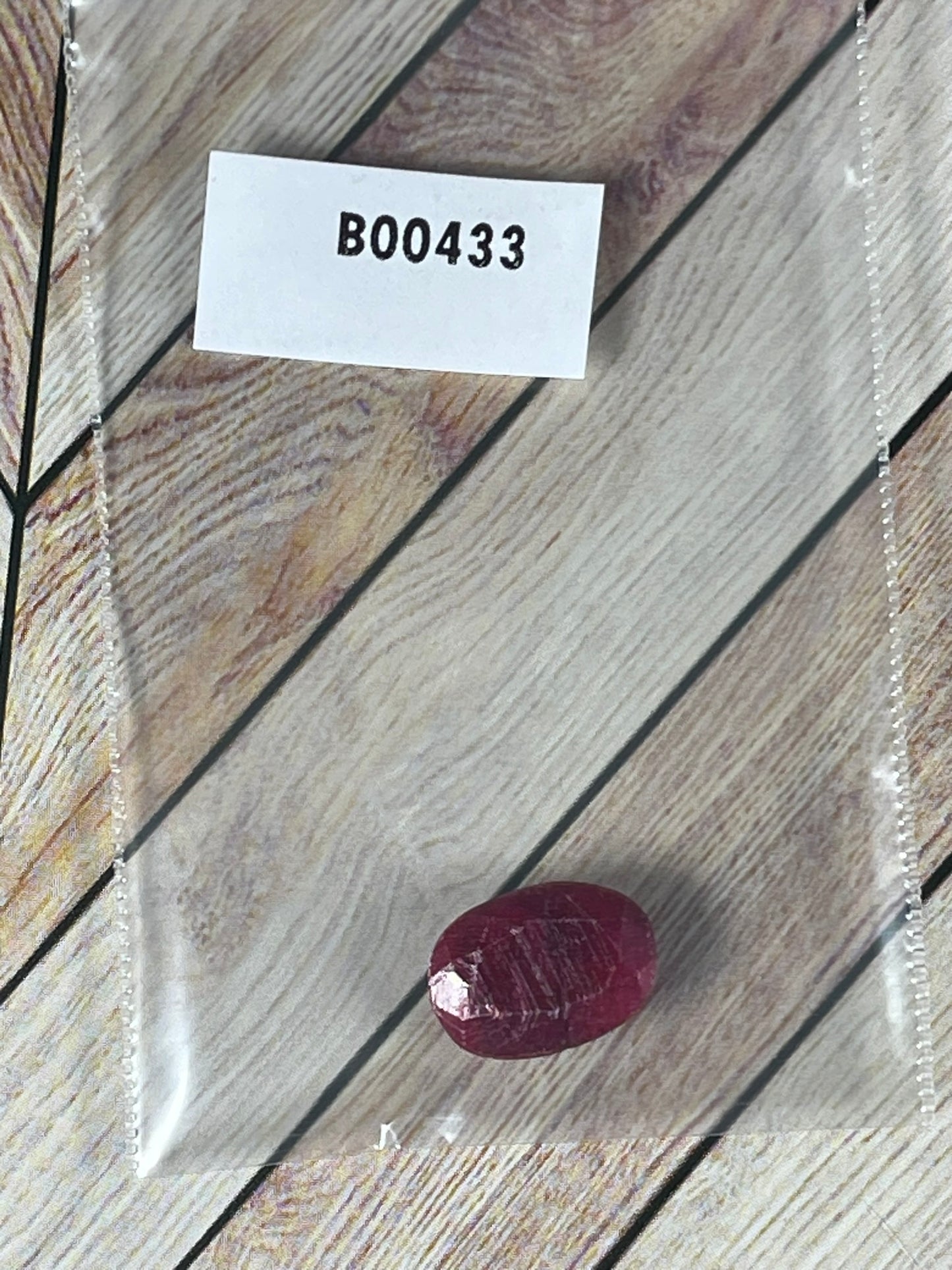 Faceted Red Ruby - Natural Treated Loose Gemstone - Oval Cut - 9.20Ct