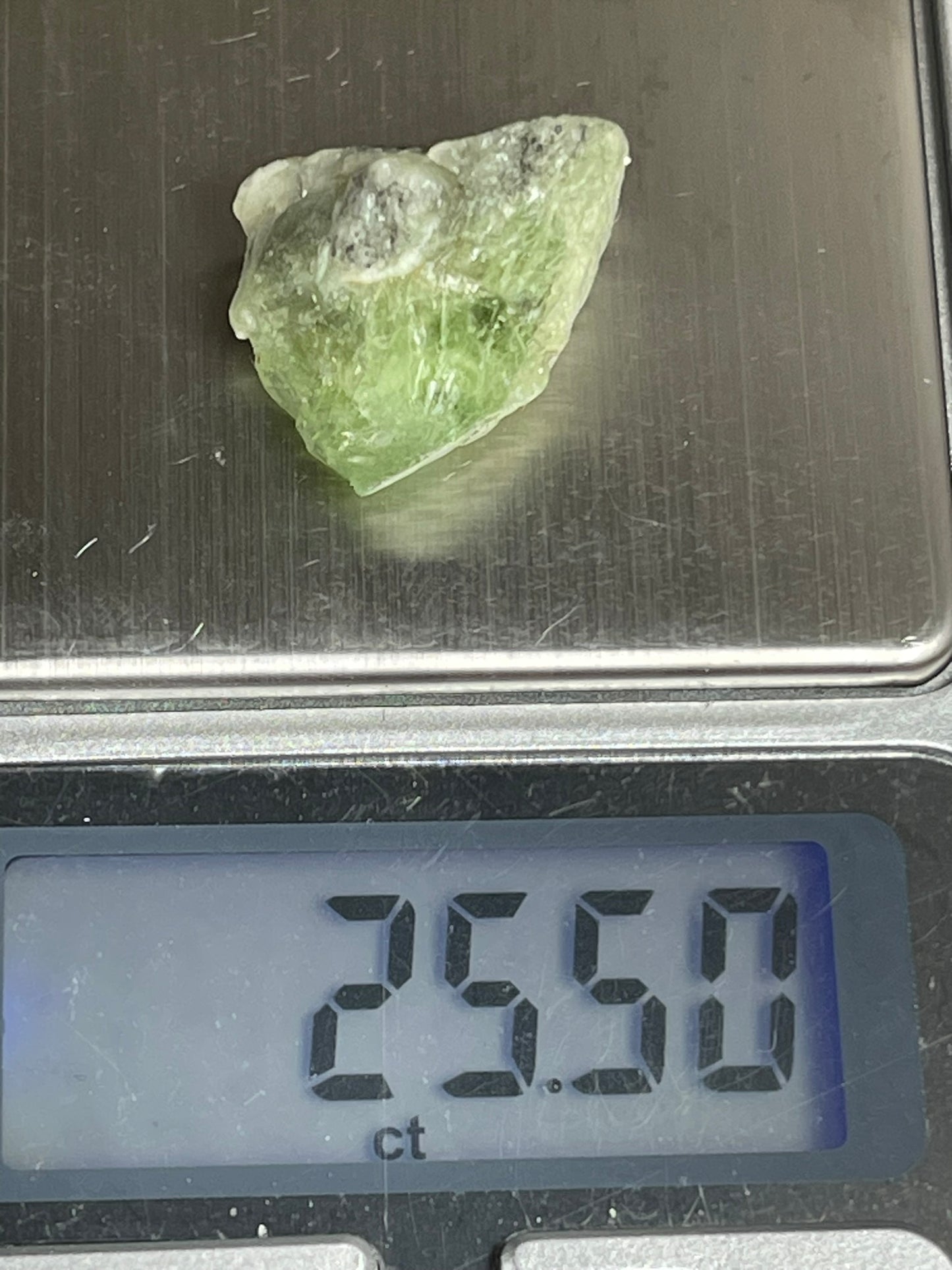 Rough Peridot - 100% Natural Earth Mined Crystal for Making Jewelry Cutting - 25.45Ct