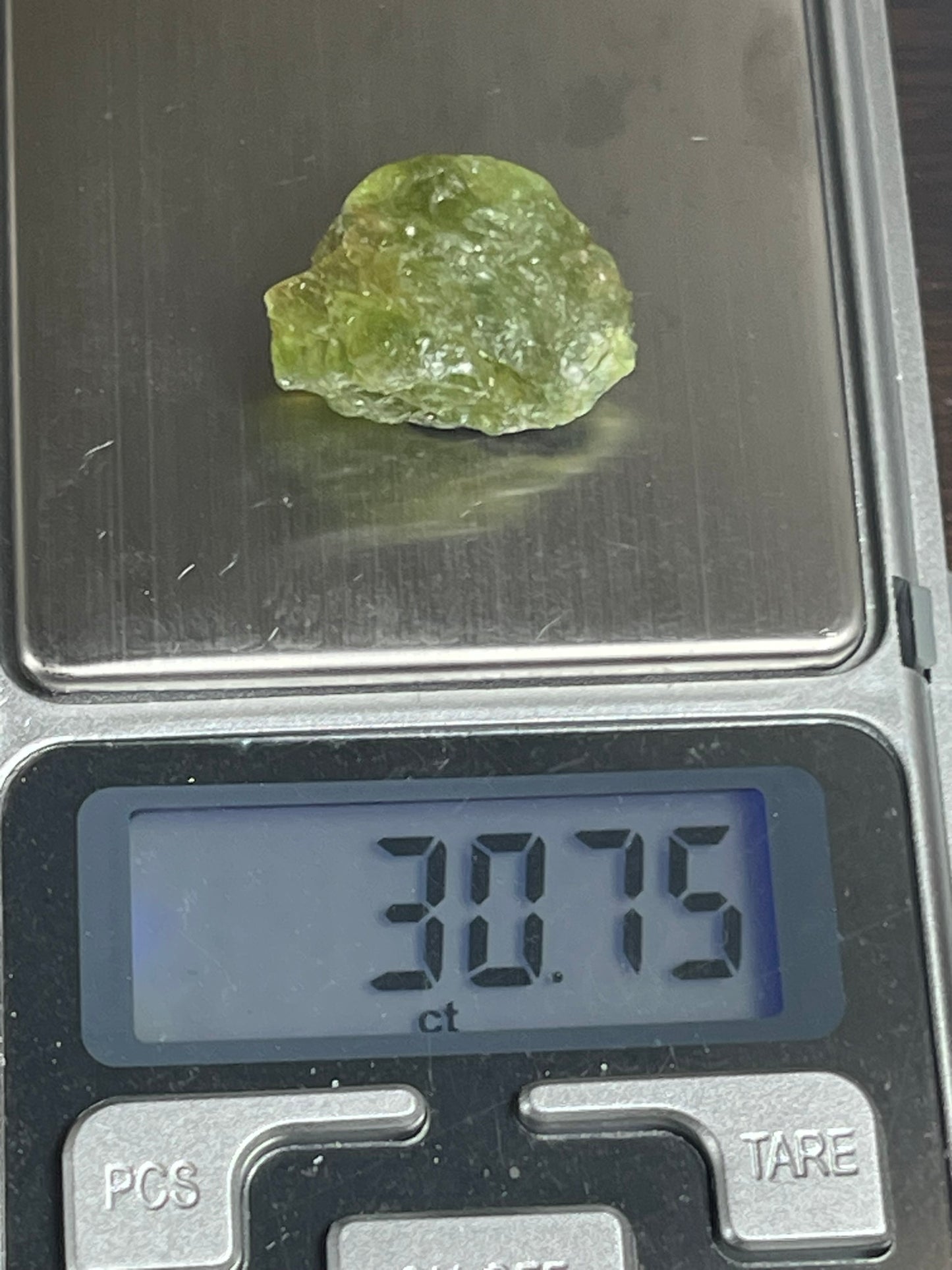 Rough Peridot - 100% Natural Earth Mined Crystal for Making Jewelry Cutting - 30.75Ct