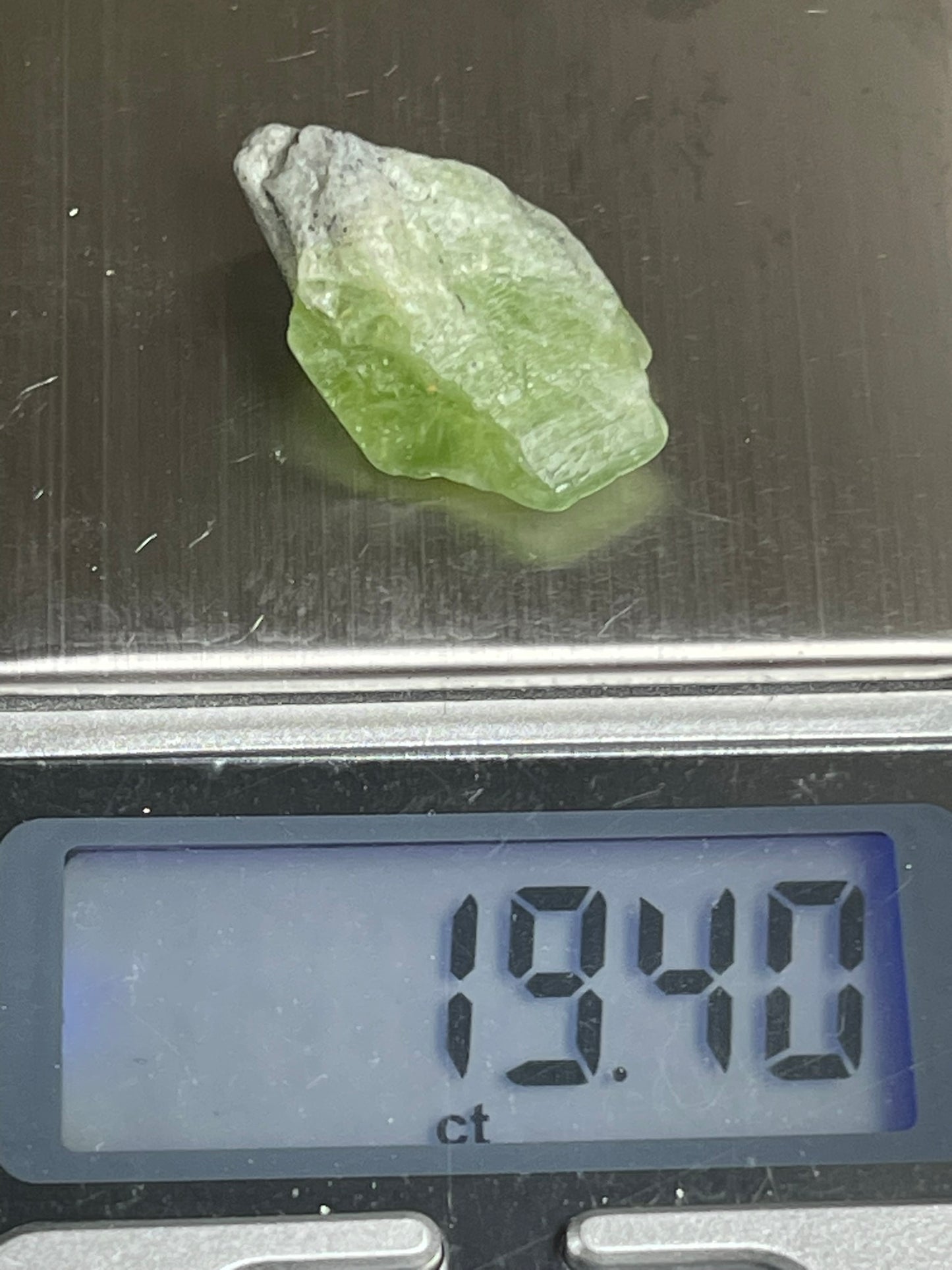 Rough Peridot - 100% Natural Earth Mined Crystal for Making Jewelry Cutting - 19.40Ct