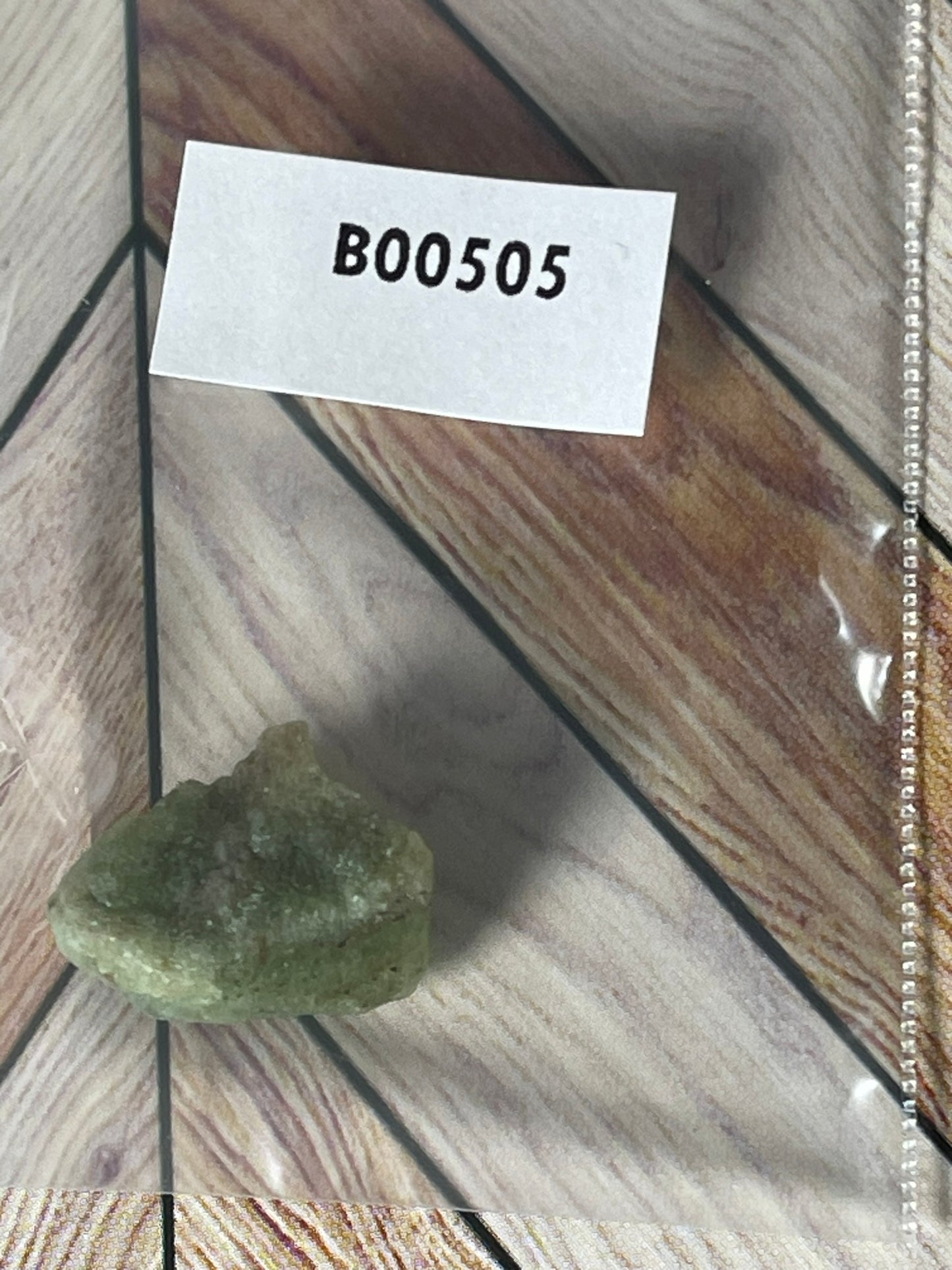 Rough Peridot - 100% Natural Earth Mined Crystal for Making Jewelry Cutting - 20.40Ct