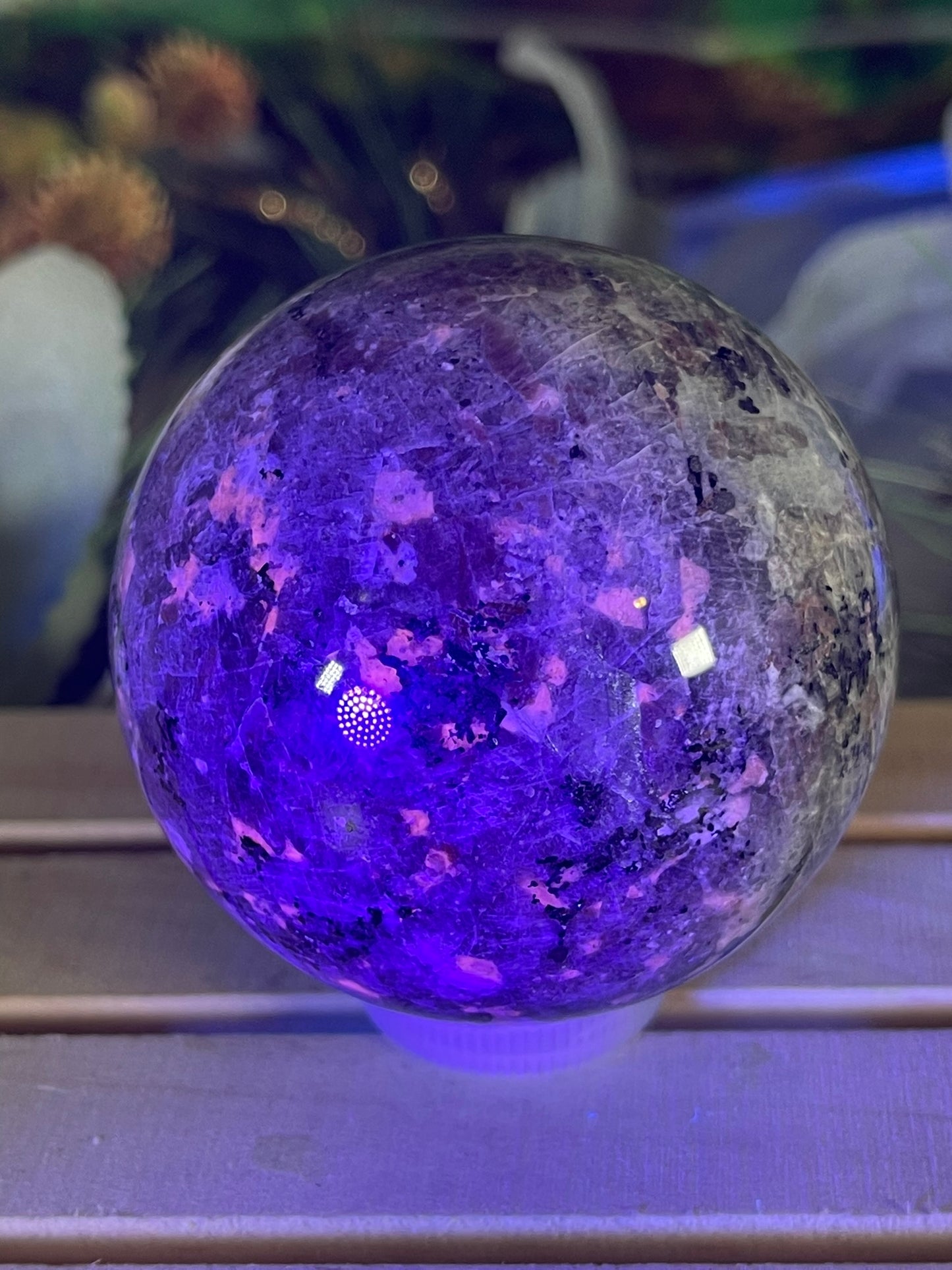 Crystal Ball - Yooperlite Firestone Rare Unique Sphere Natural Stone Geode Quartz - 320g