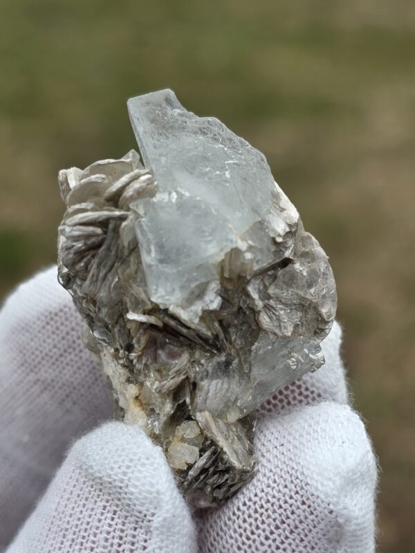 Pakistani Aquamarine Crystal on Sparkling Muscovite Matrix – Terminated 106.35-Ct Collector Specimen